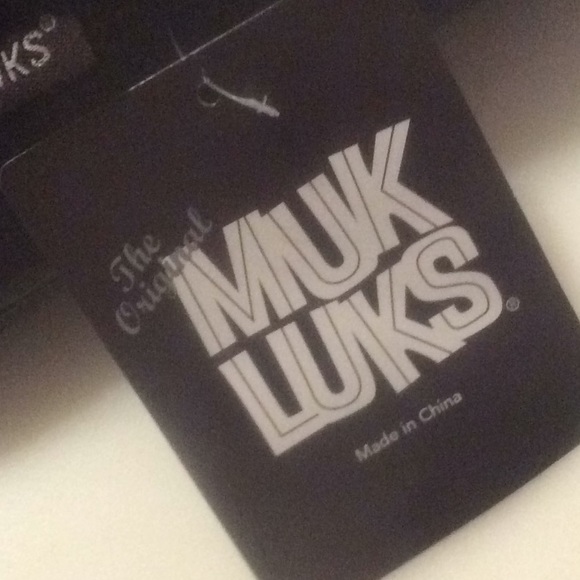 Muk Luks  Men Night Shoes - Picture 2 of 5